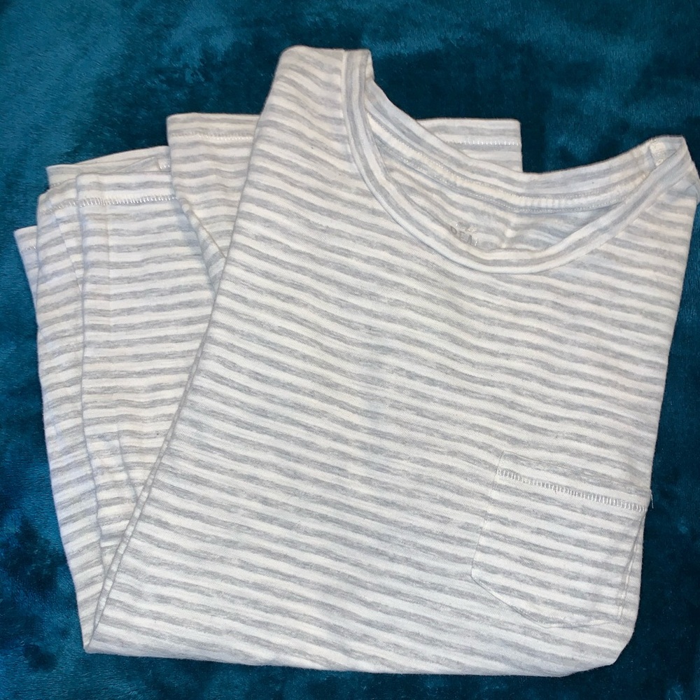 Aerie Gray & White Striped shirt.